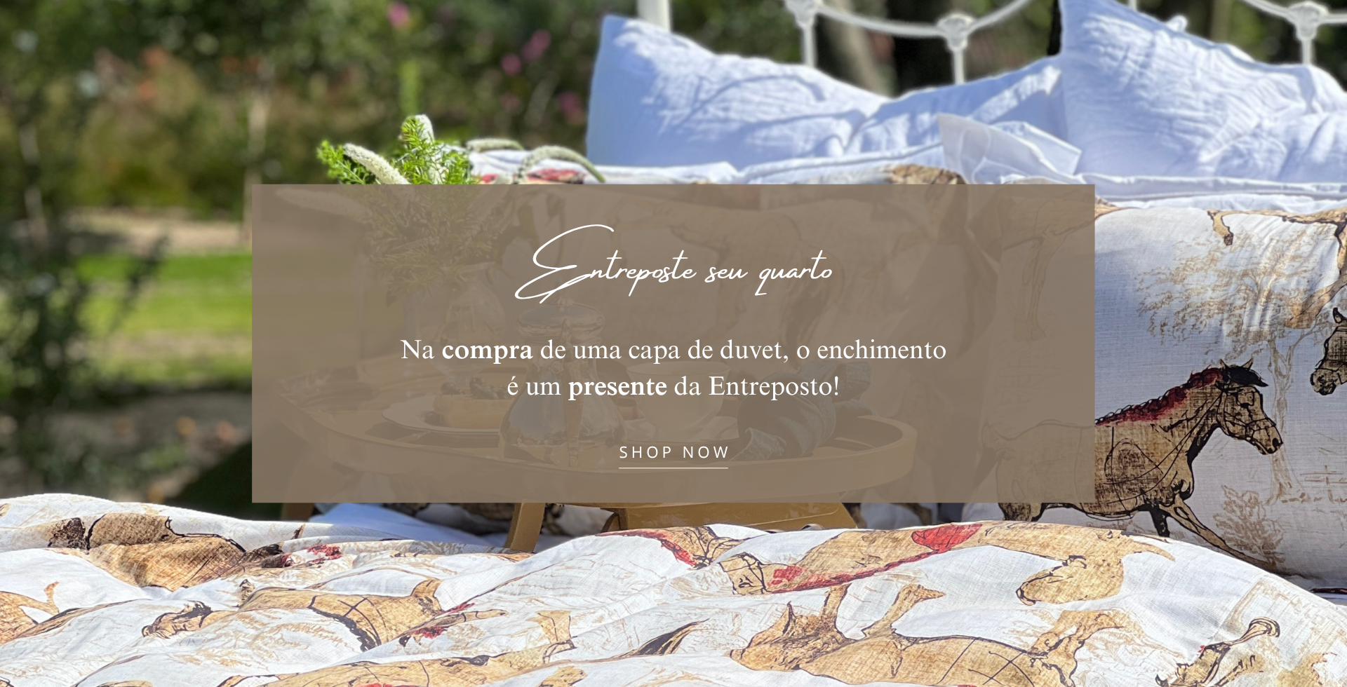 Loja Entreposto. Tecidos, móveis e objetos de decoração Loja Entreposto. Tecidos, móveis e objetos de decoração