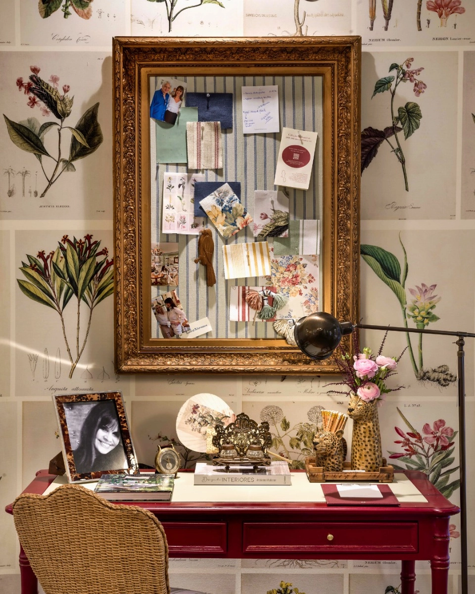 Luminária de Chão Bolinha Ouro Velho