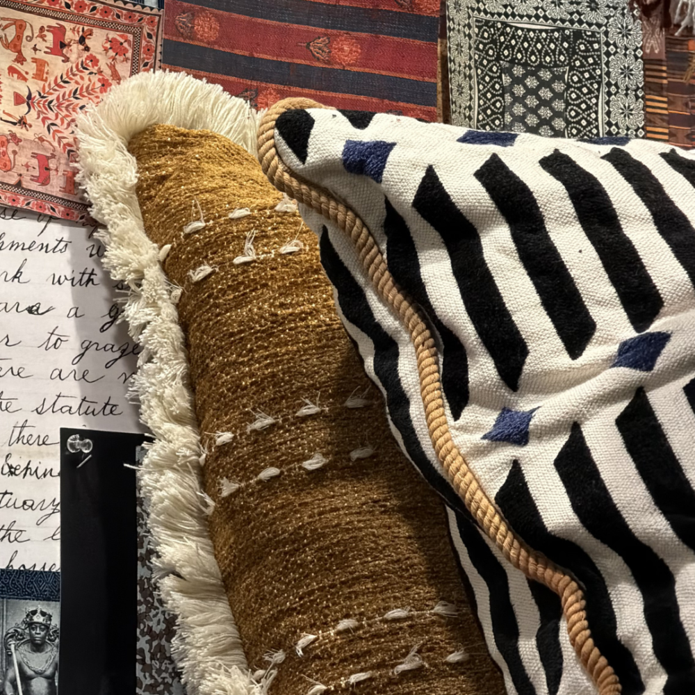 Almofada Alinhavo Camel com Marabu