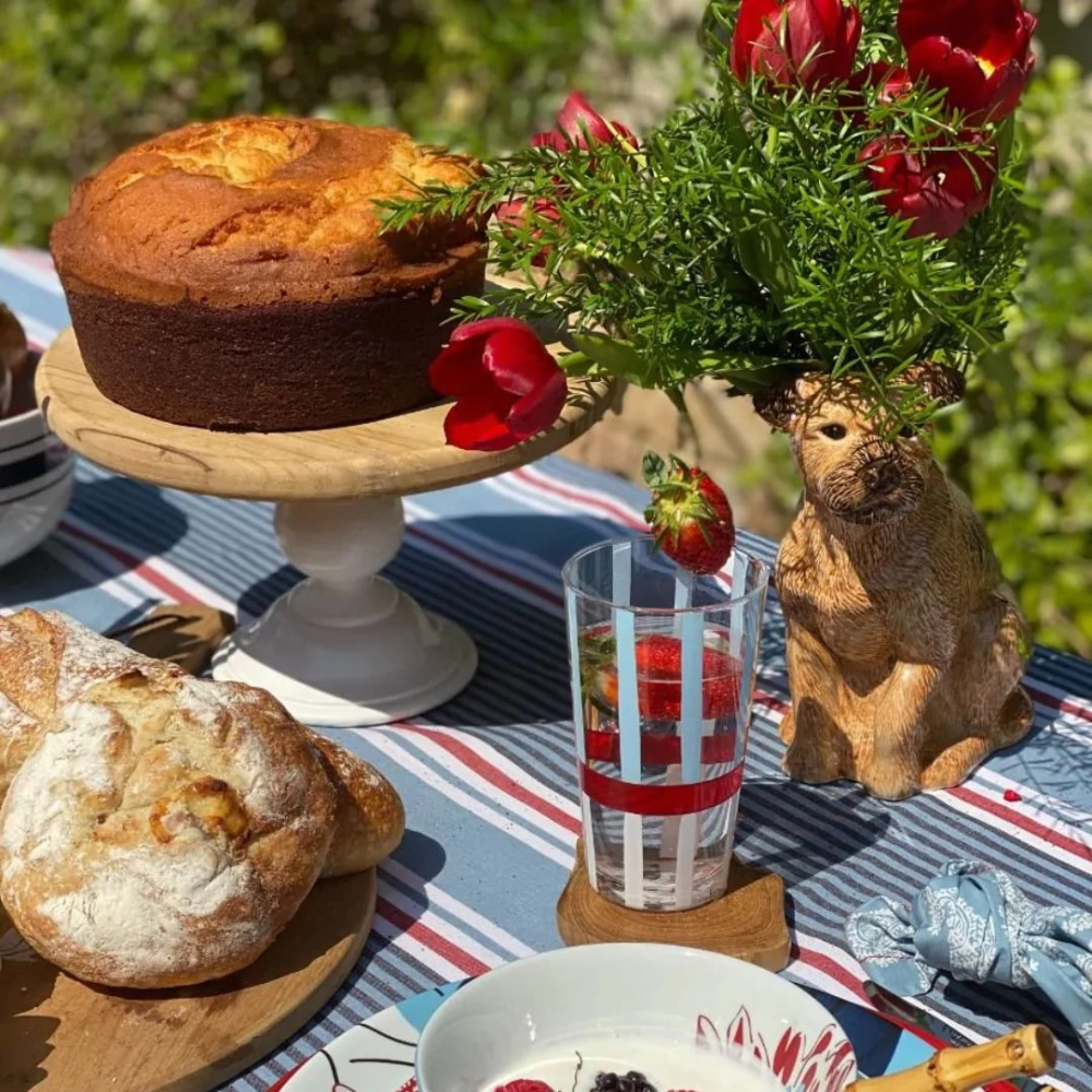 Boleira com Pé G Branco Boleira com Pé G Branco