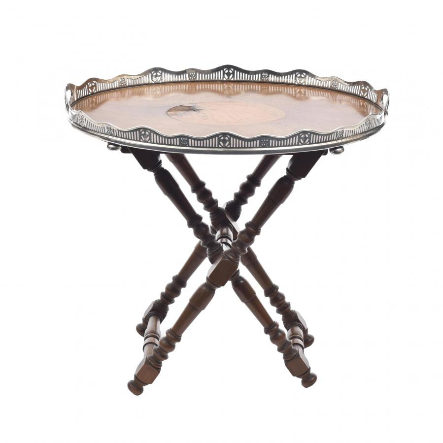 Mesa Tabuleiro em Prata
