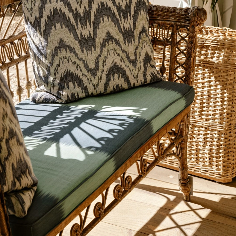 Sofá de Vime Vintage Lista Tie Dye Sofá de Vime Vintage Lista Tie Dye