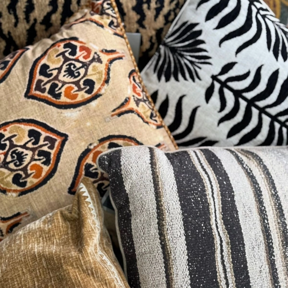 Almofada Ikat Loft com Aba