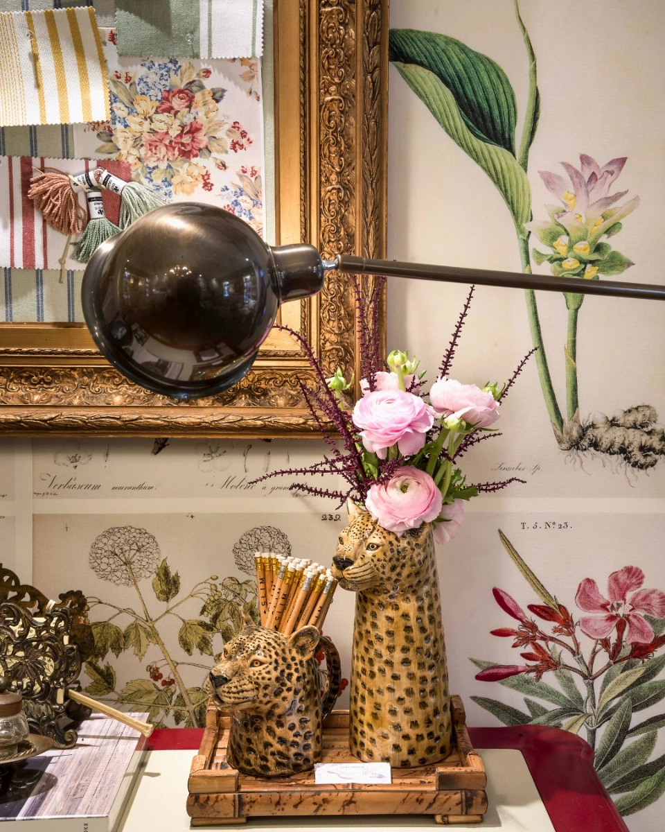 Luminária de Chão Bolinha Ouro Velho