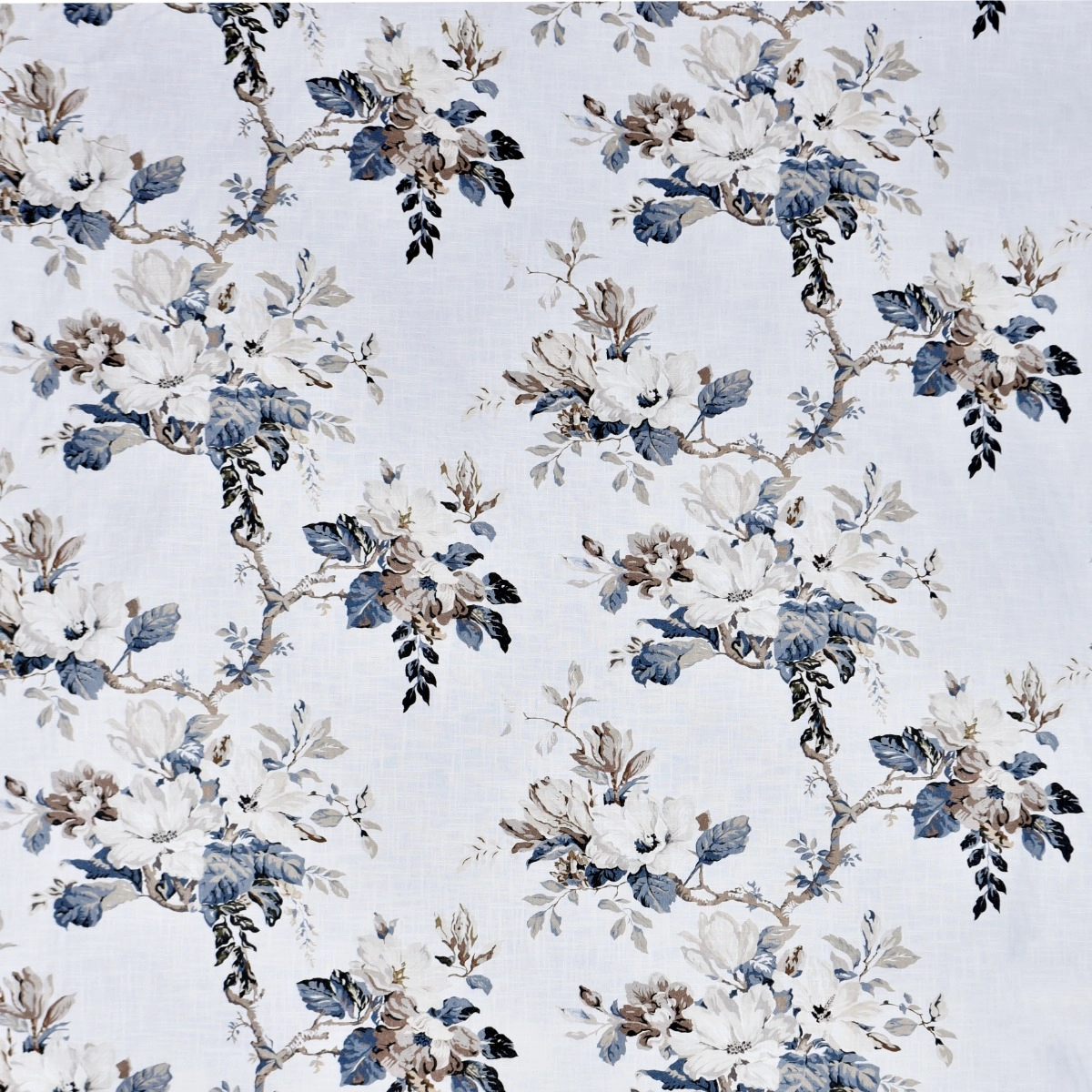 Tecido Flor Acácia Denim com Off White