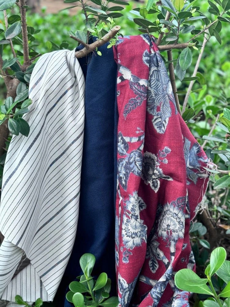 Tecido Floral Dália Red Tecido Floral Dália Red