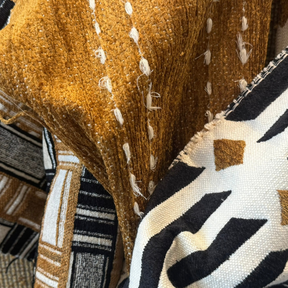 Tecido Jacquard Alinhavo Camel