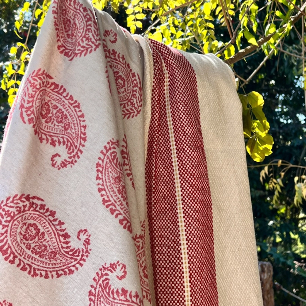 Tecido Paisley Magenta Tecido Paisley Magenta