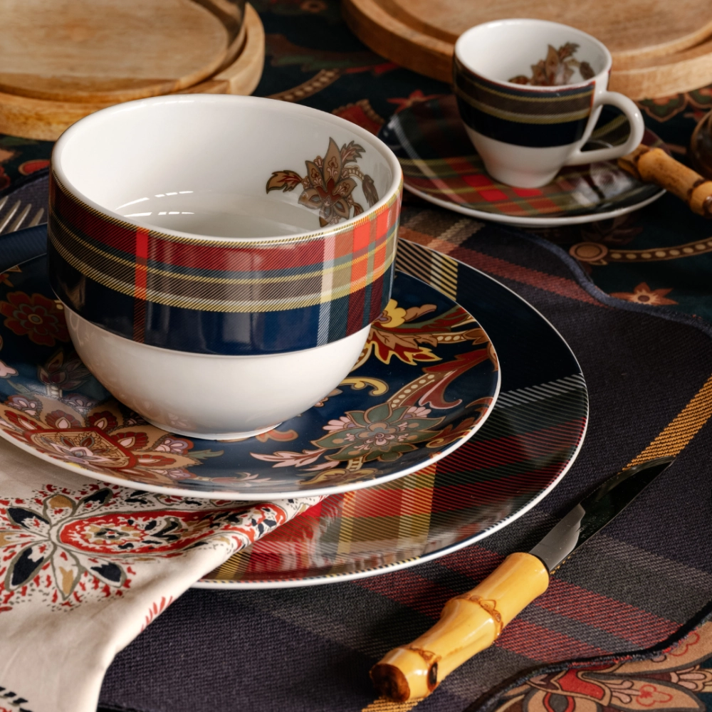 Xícara com Píres Xadrez